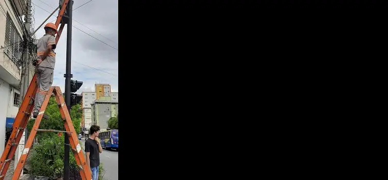 Semáforo da avenida Rio Grande do Sul com  a Pernambuco entrará em funcionamento na próxima segunda