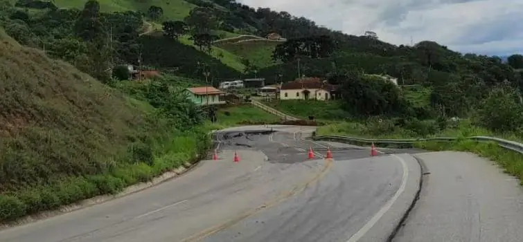 Minas tem mais de 120 pontos de interdição em rodovias federais e estaduais