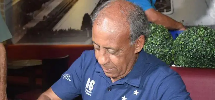 Dirceu Lopes lança biografia em Divinópolis