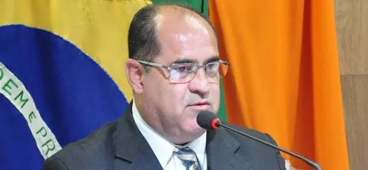 Projeto aprovado obriga donos a fecharem obras inacabadas