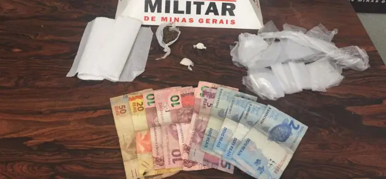 Mulher e jovem são presos e adolescente é apreendido por tráfico
