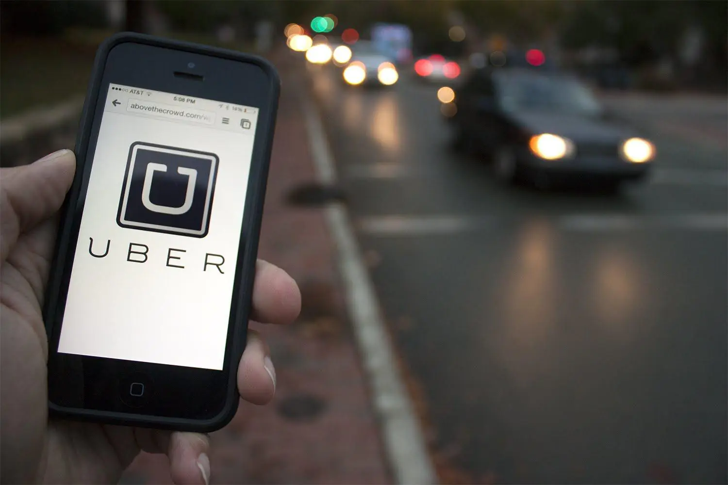 Uber estreia em Divinópolis nesta terça, 17