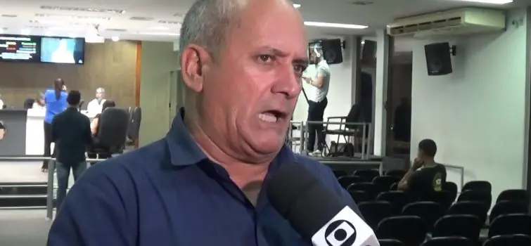 Edson Sousa pede CPI sobre lixo hospitalar