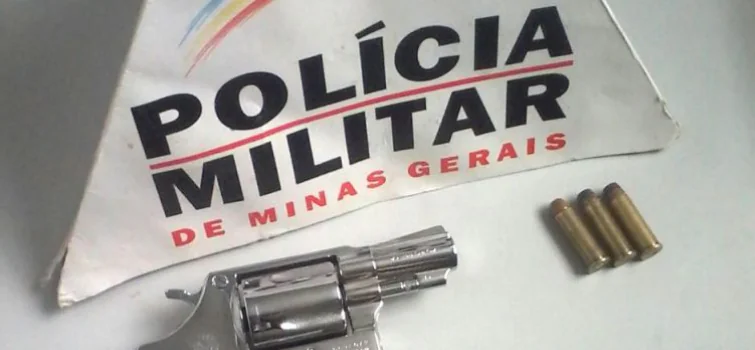 Jovem é detido com revólver no Planalto