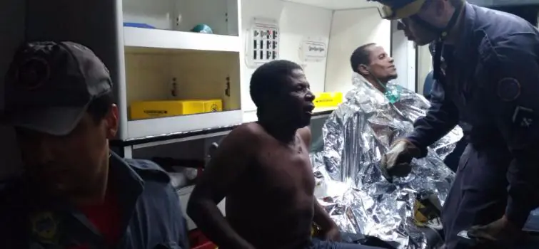 Dupla cai em cisterna durante tentativa de furto em Divinópolis