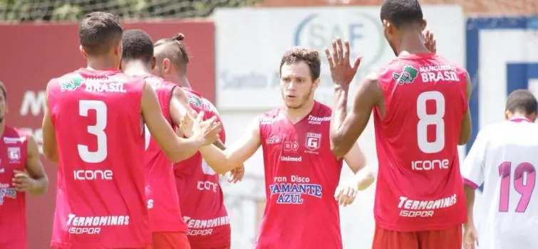 Guarani goleia em jogo-treino