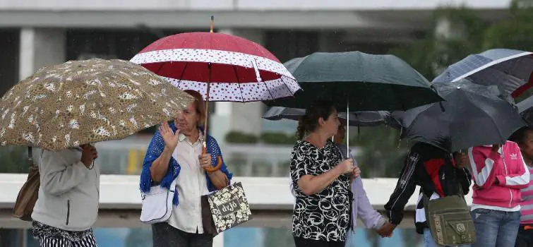 Previsão é de chuva para fim de semana em Divinópolis
