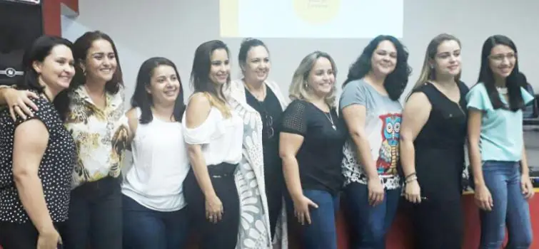Lançado livro sobre prevenção ao suicídio