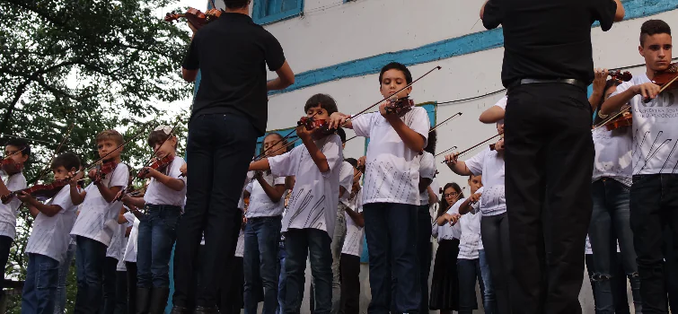 Orquestra Jovem se apresenta