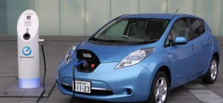 Japão tem mais pontos de recarga para carros elétricos que postos de gasolina