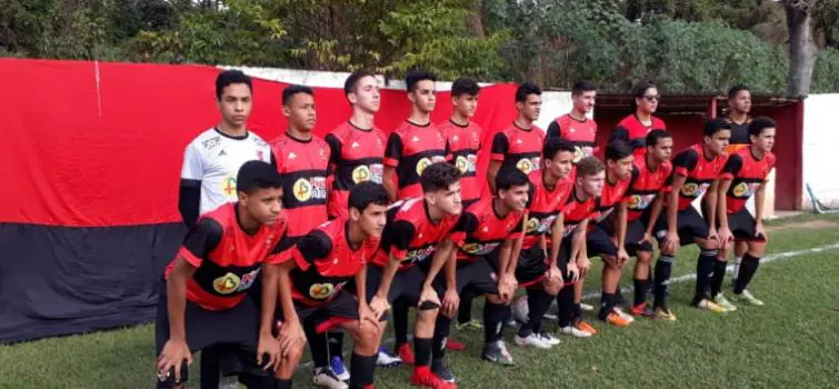 Flamengo de Mendes Morão vence e está na final da Super Copa