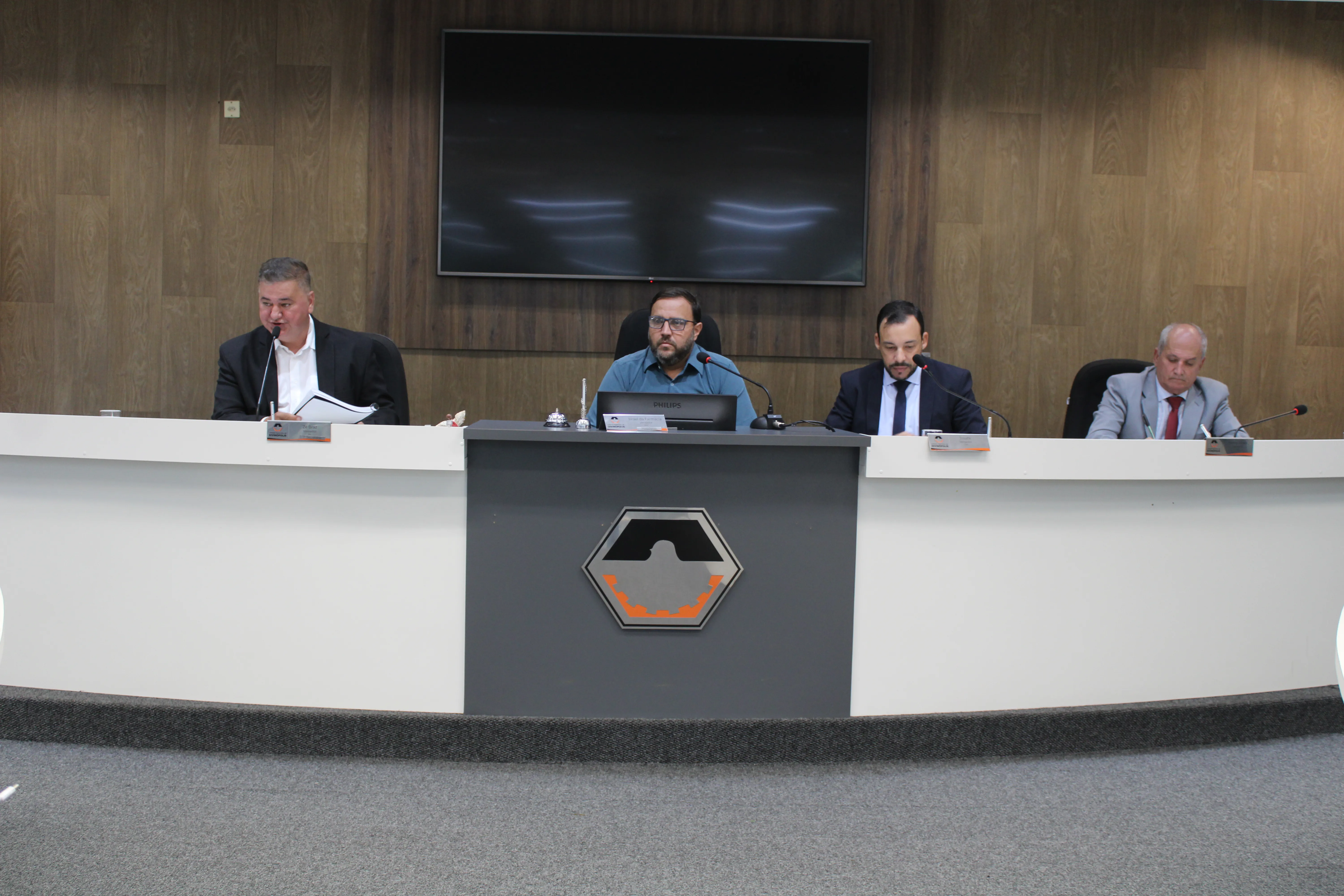 Vereadores negam acusações à Comissão Processante