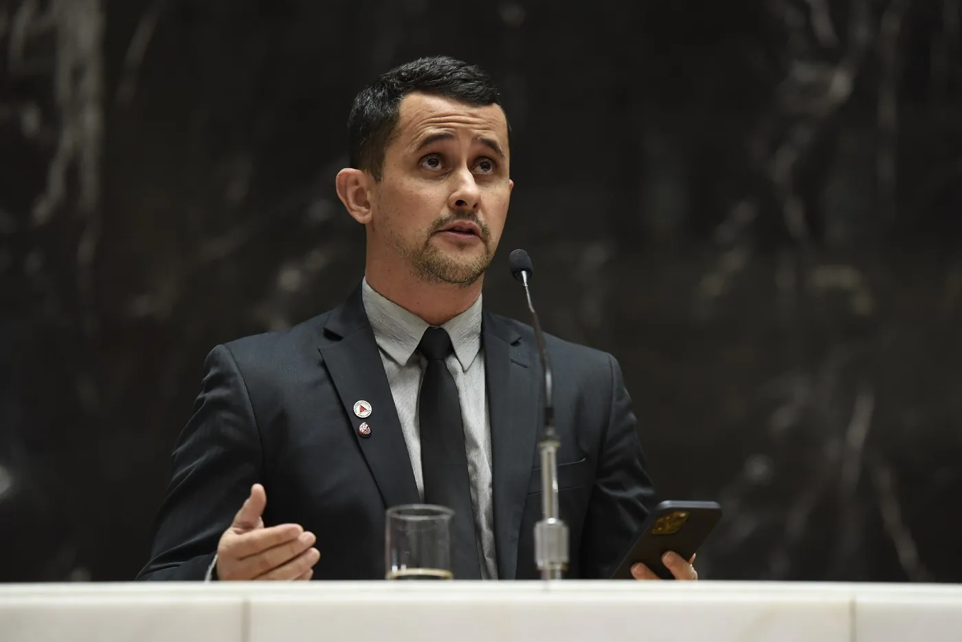 Eduardo Azevedo quer isenção do IPVA para motoristas de aplicativo