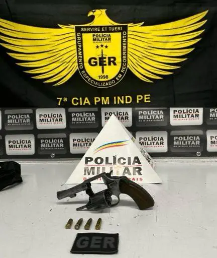 Homem é preso por roubo a motorista de aplicativo