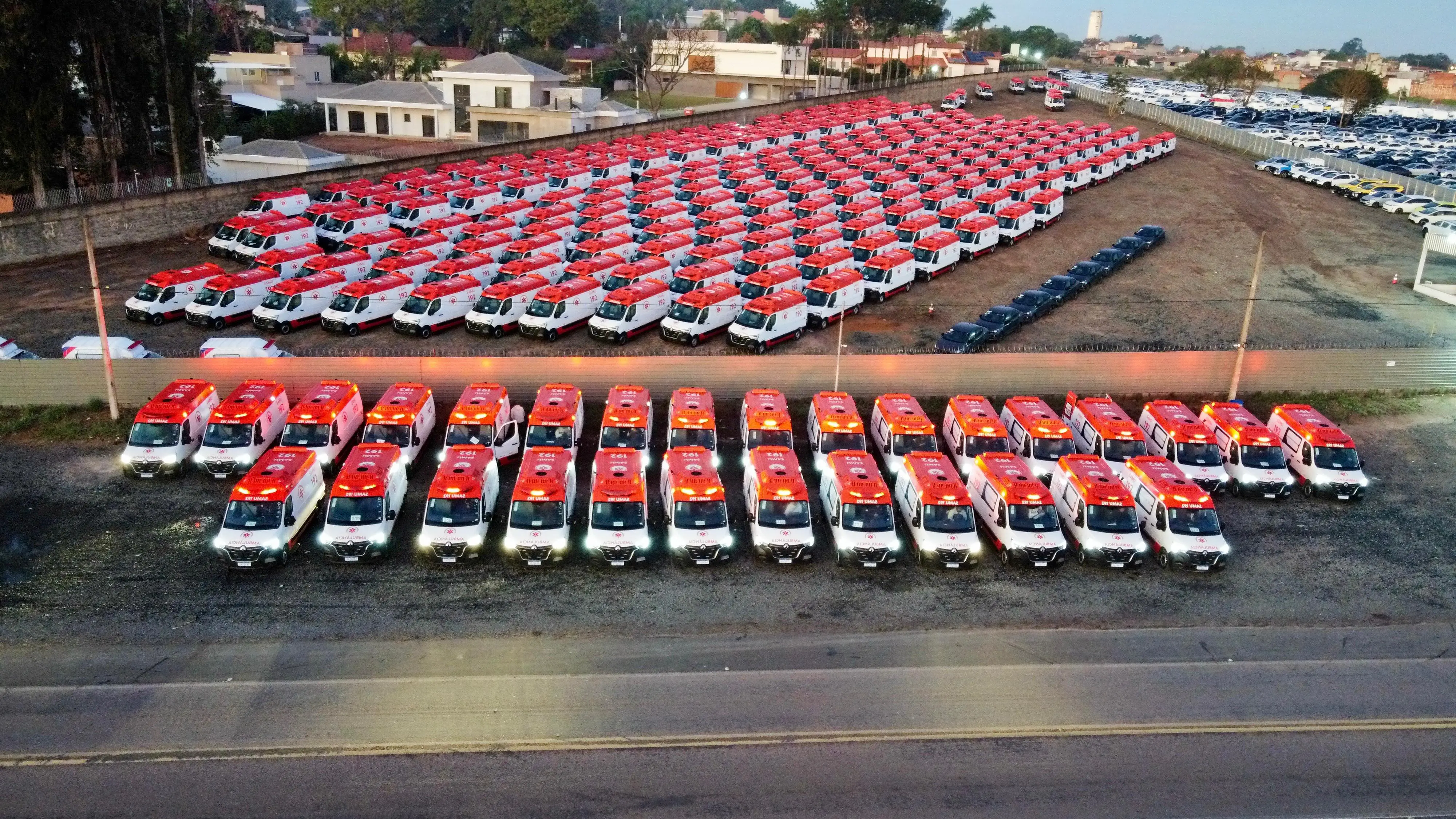Cis-Urg Oeste recebe novas ambulâncias do Samu