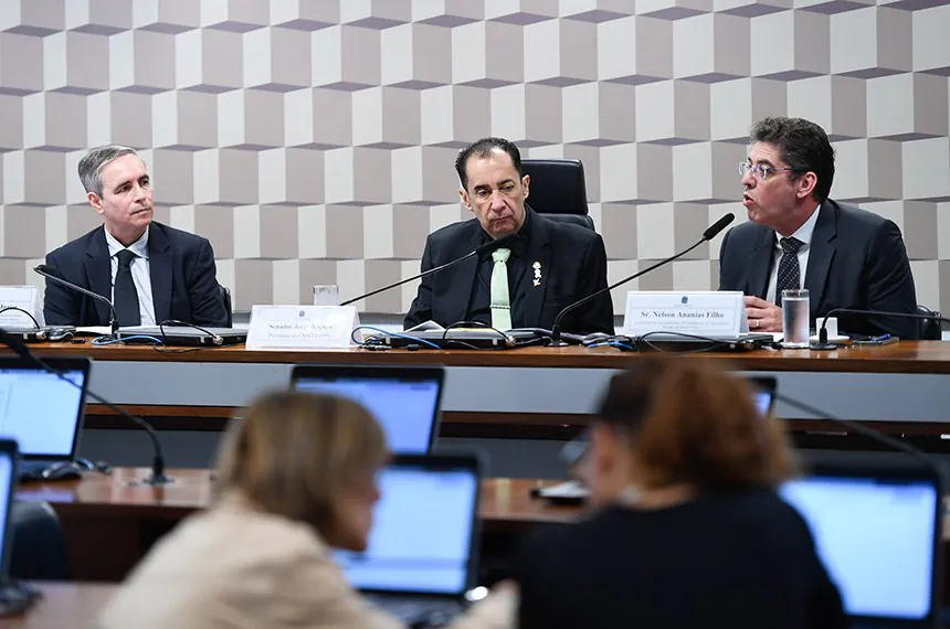 Setor agrícola pode contribuir para o mercado de ativos ambientais, dizem debatedores