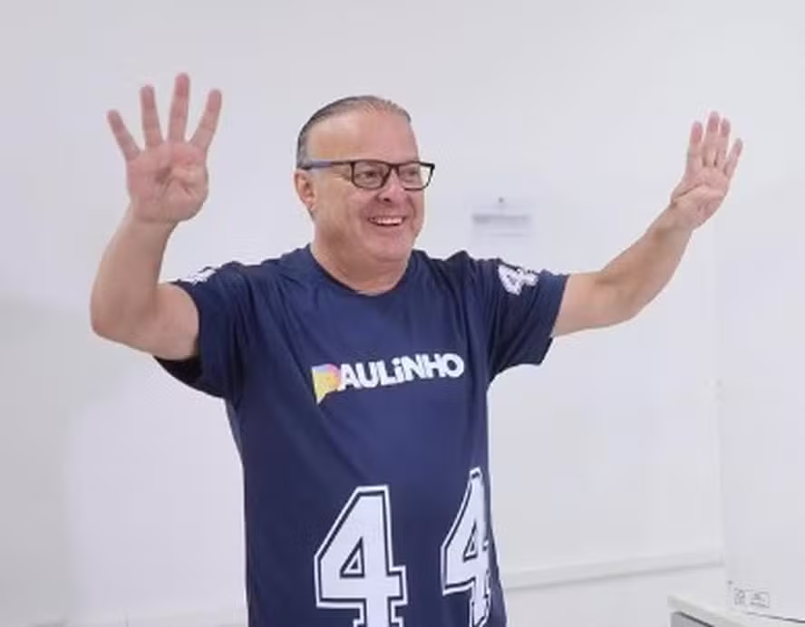 Paulinho Freire vence Natália e será prefeito de Natal
