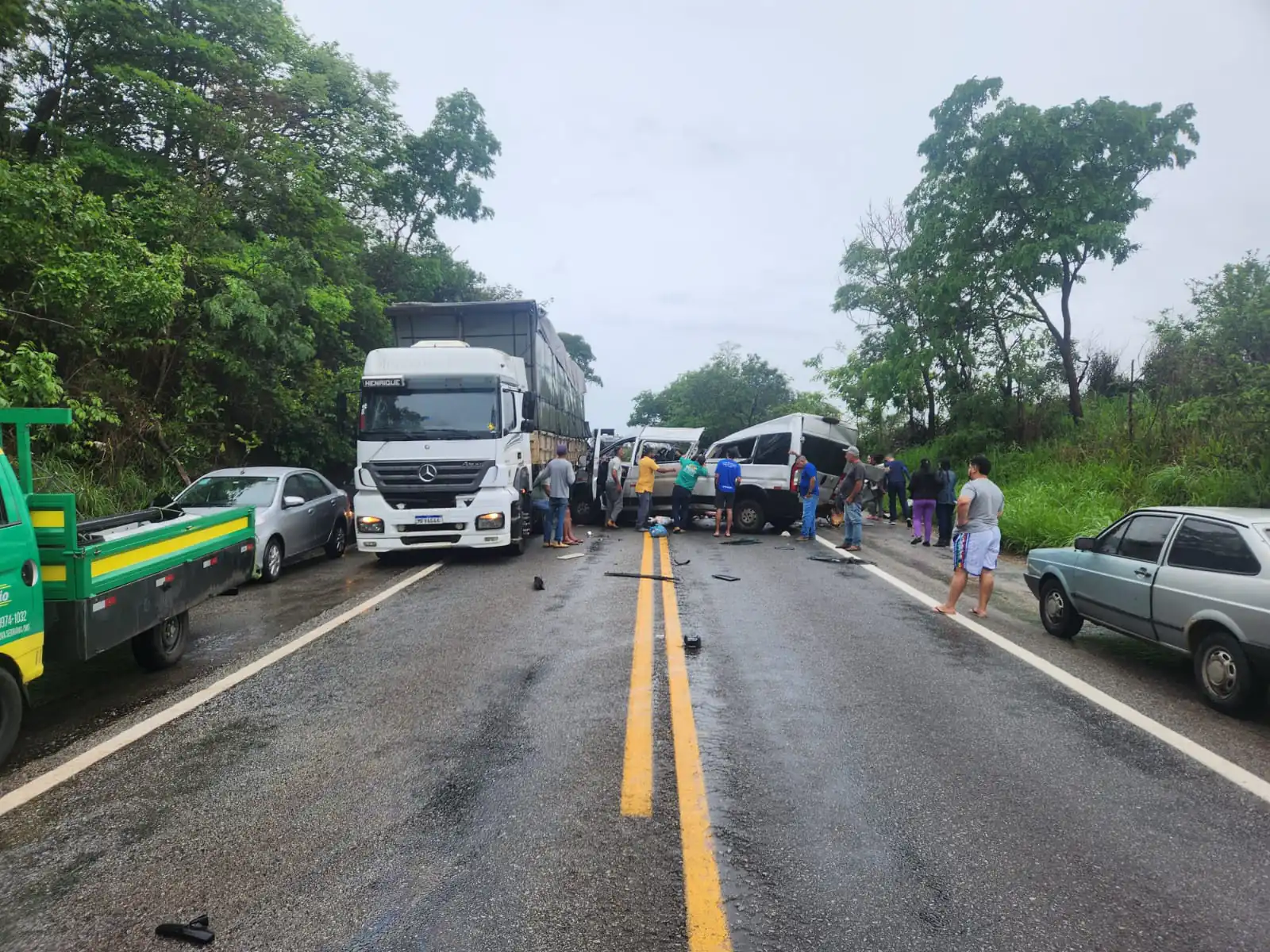 Samu confirma duas mortes em acidente na MG-423