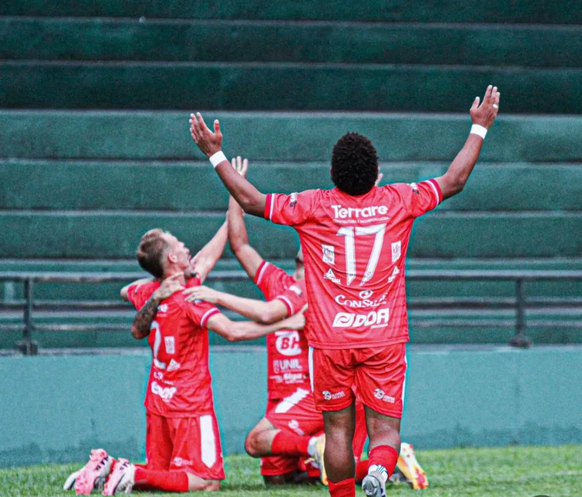 Uberaba é o primeiro clube a garantir acesso na segundona do Mineiro