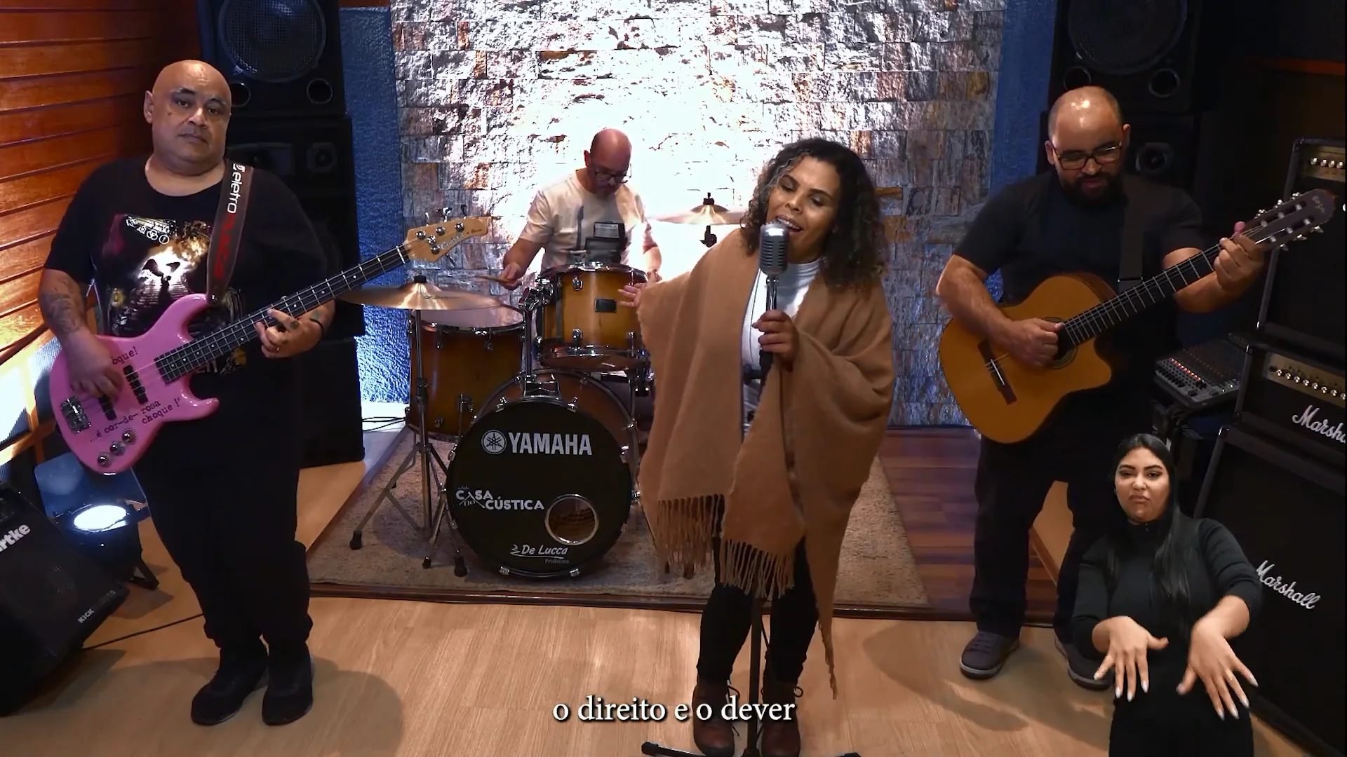 Banda Rizoma lança clipe da canção ‘Mesmo Útero’ 