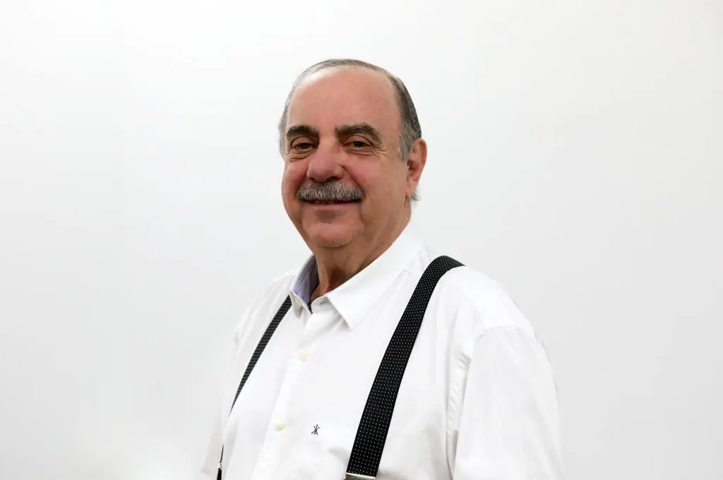 Prefeito de BH segue internado