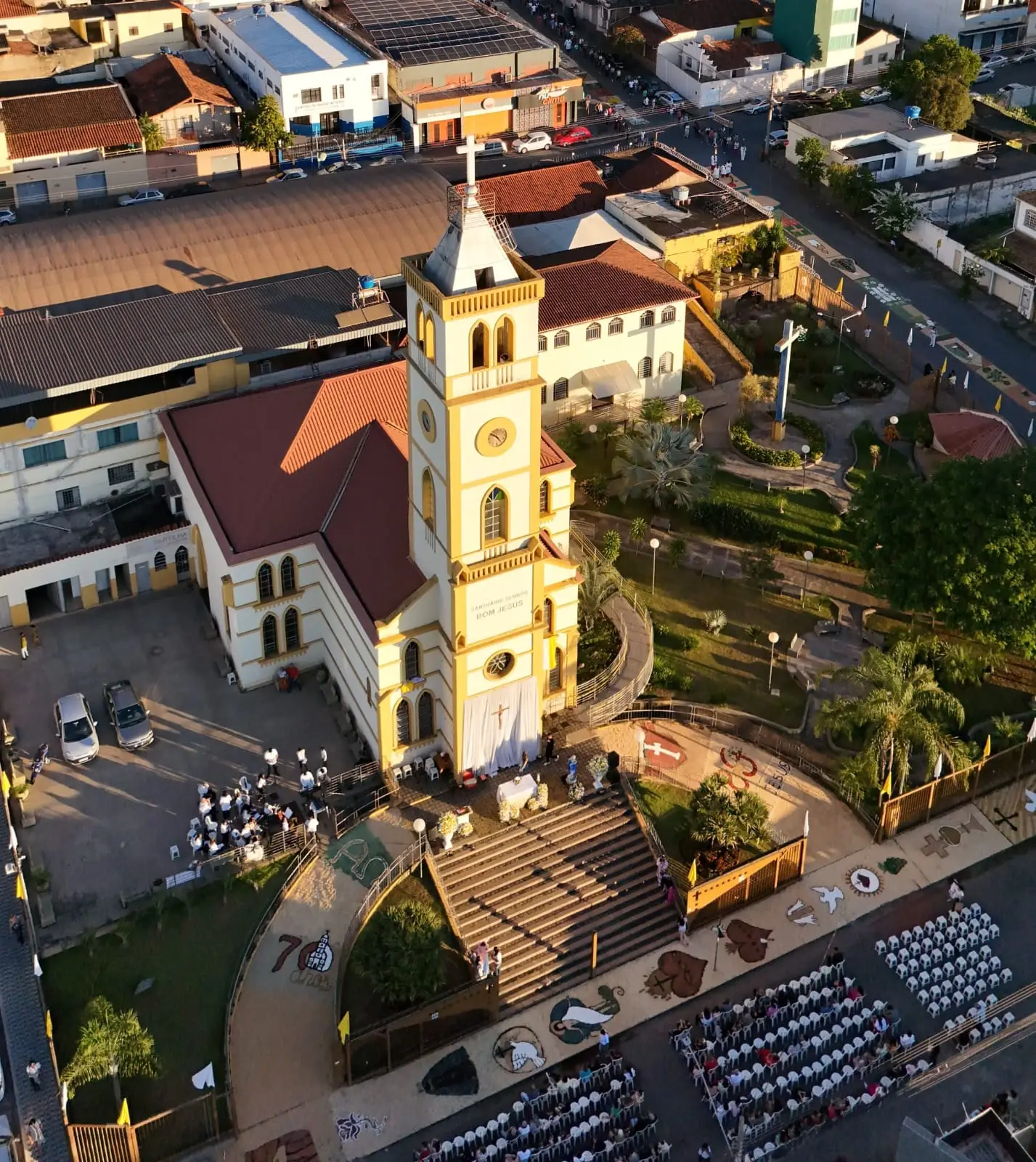 Caminhada marca a abertura do Ano Jubilar em Divinópolis