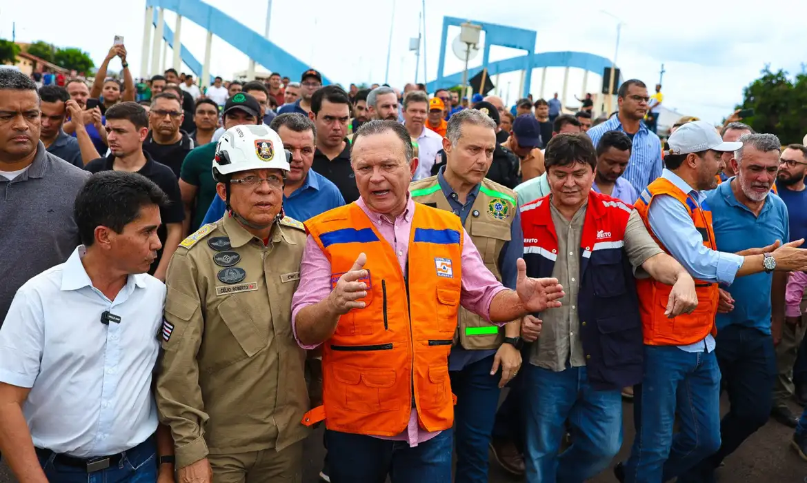 Governo destina R$100 milhões para reconstrução de ponte que desabou