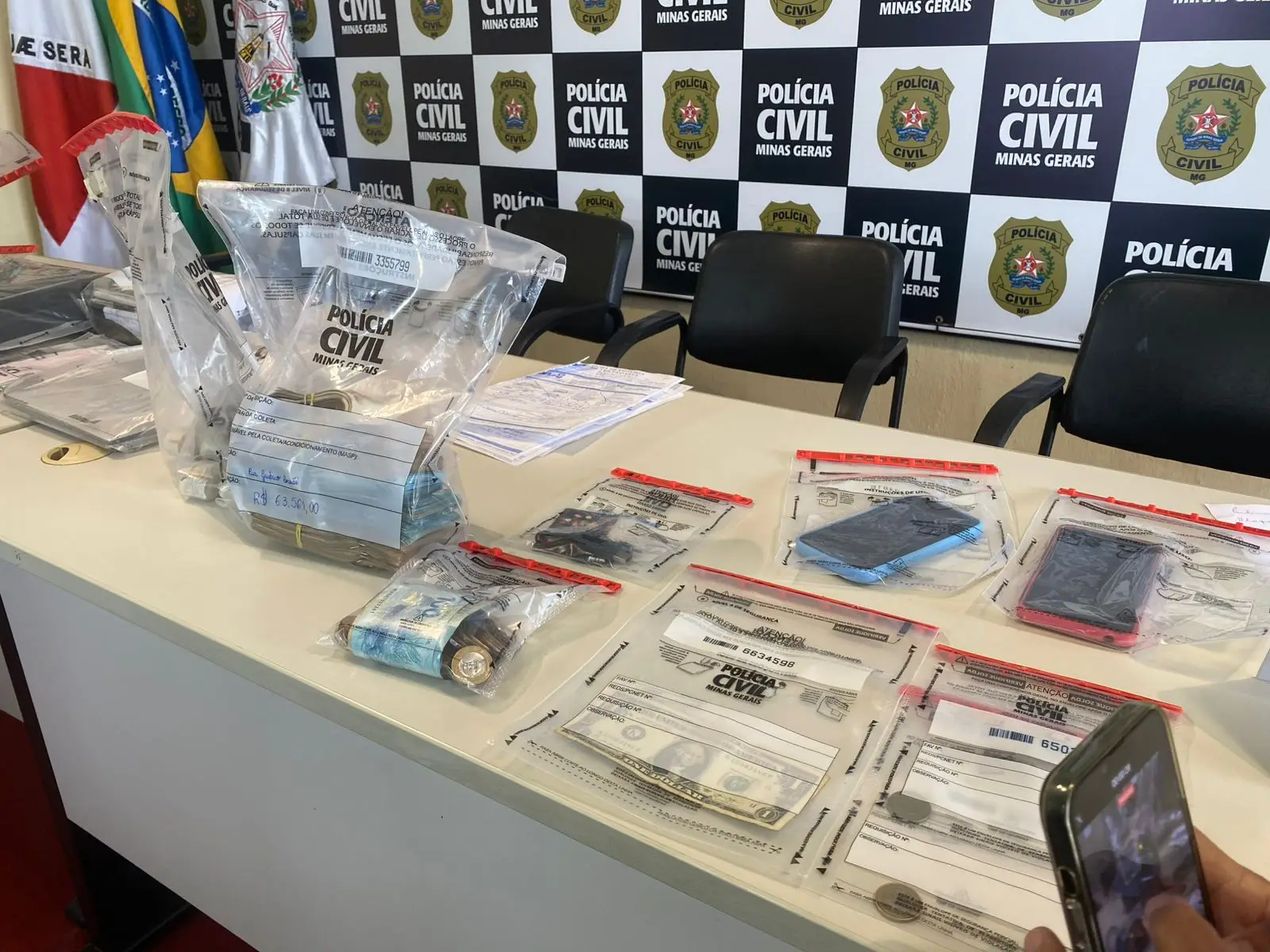 ‘Juros Altos’ mirou agiotas que ameaçavam vítimas em Divinópolis