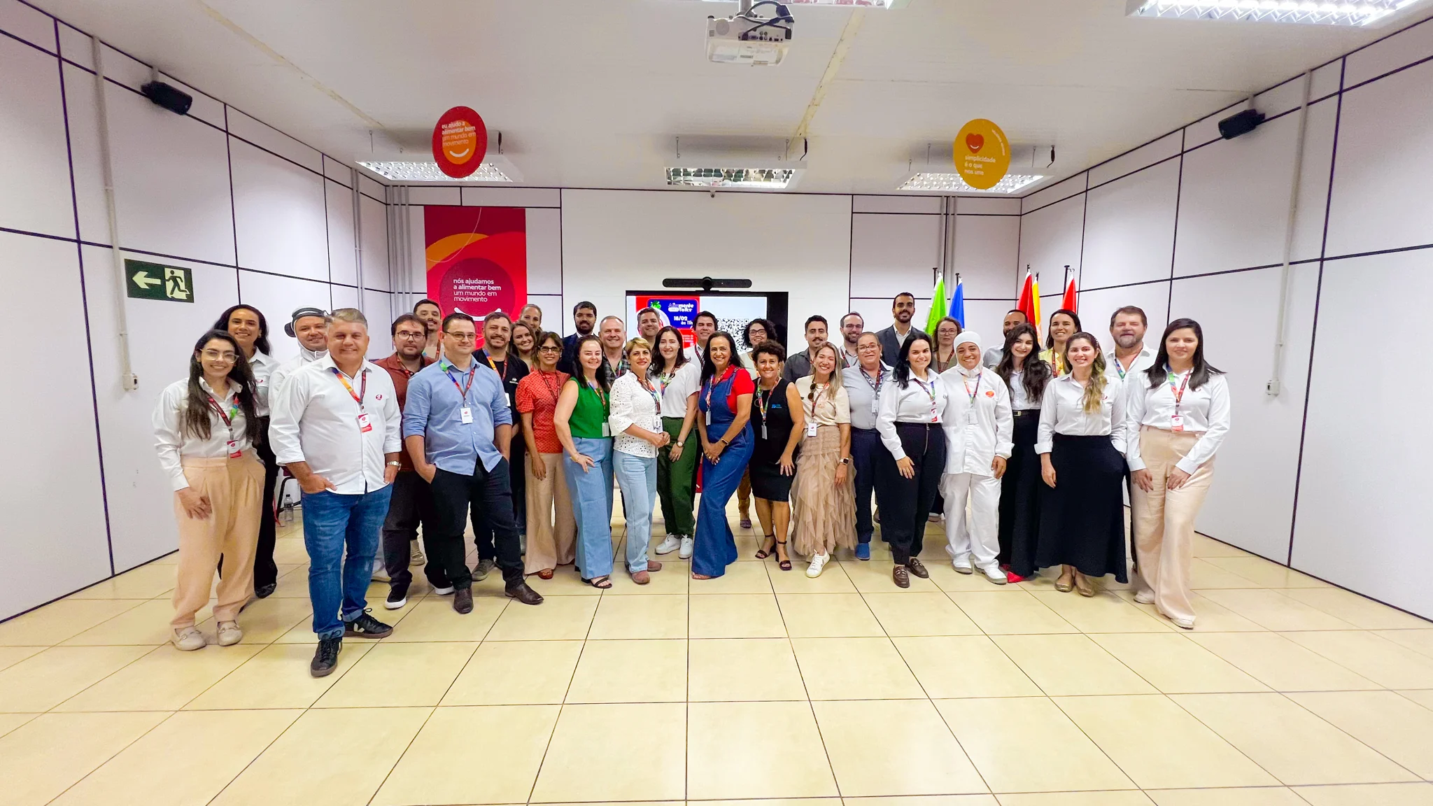 Avivar Alimentos recebe representantes do Governo de Minas, universidades e entidades regionais para visita técnica