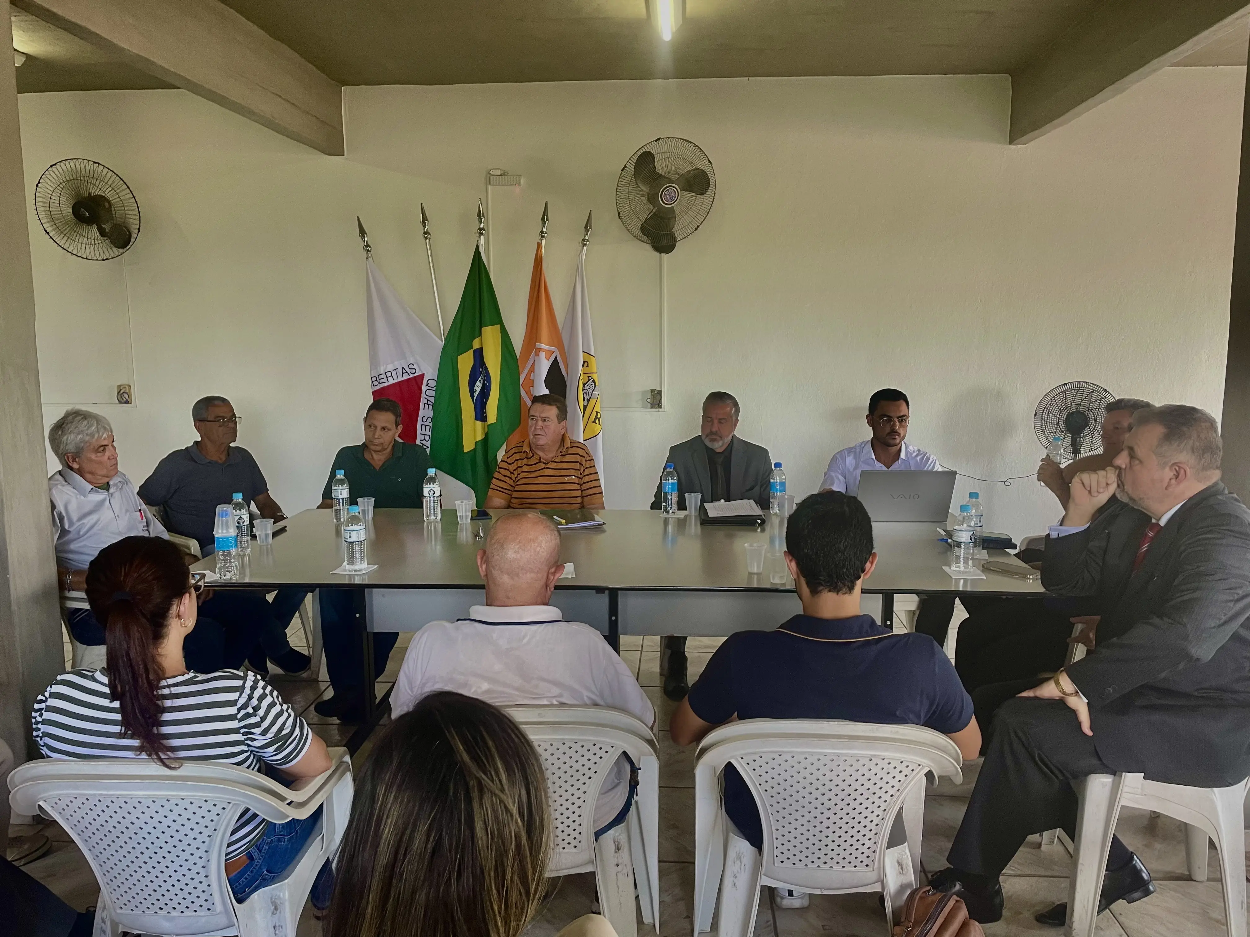 Sindicato e consórcio continuam com impasse em relação ao reajuste salarial dos motoristas