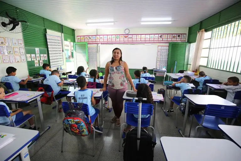 Oficina Aberta do Tempo Integral será realizada em Divinópolis 