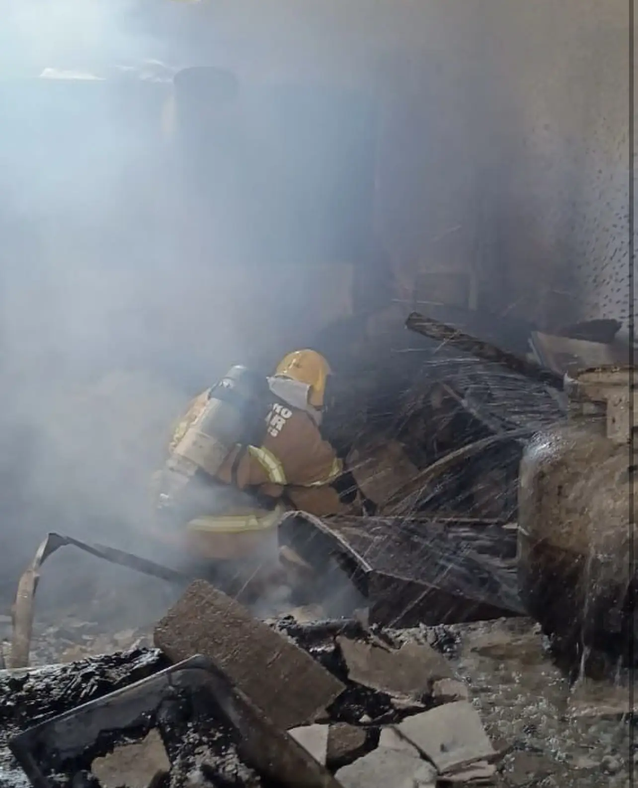 Incêndio em comércio de Carmópolis de Minas