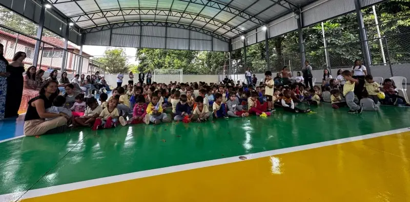 Inaugurada quadra esportiva da Escola José Carlos Pereira