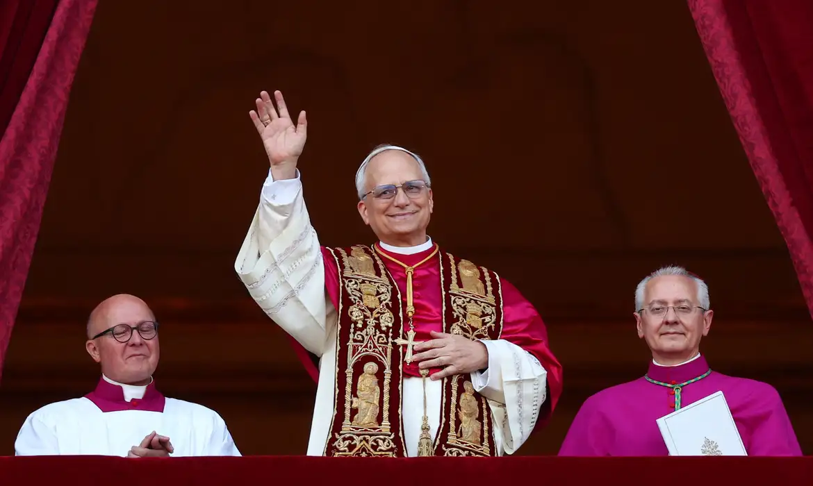 Americano, missionário e alinhado com Francisco: Papa Leão XIV é novo líder da Igreja Católica