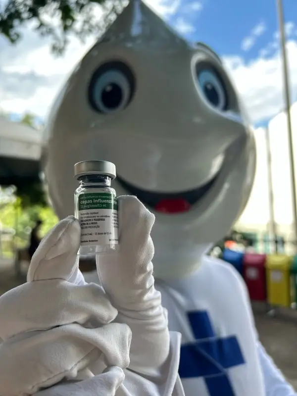 Dia D de Vacinação contra a gripe mobiliza unidades de saúde e conta com Vacimóvel 