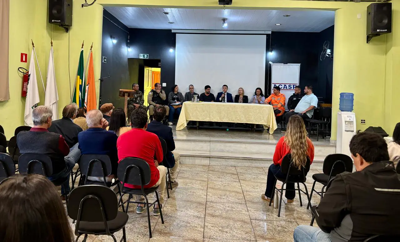 Violência e segurança nas escolas de Divinópolis é tema de reunião na Acasp