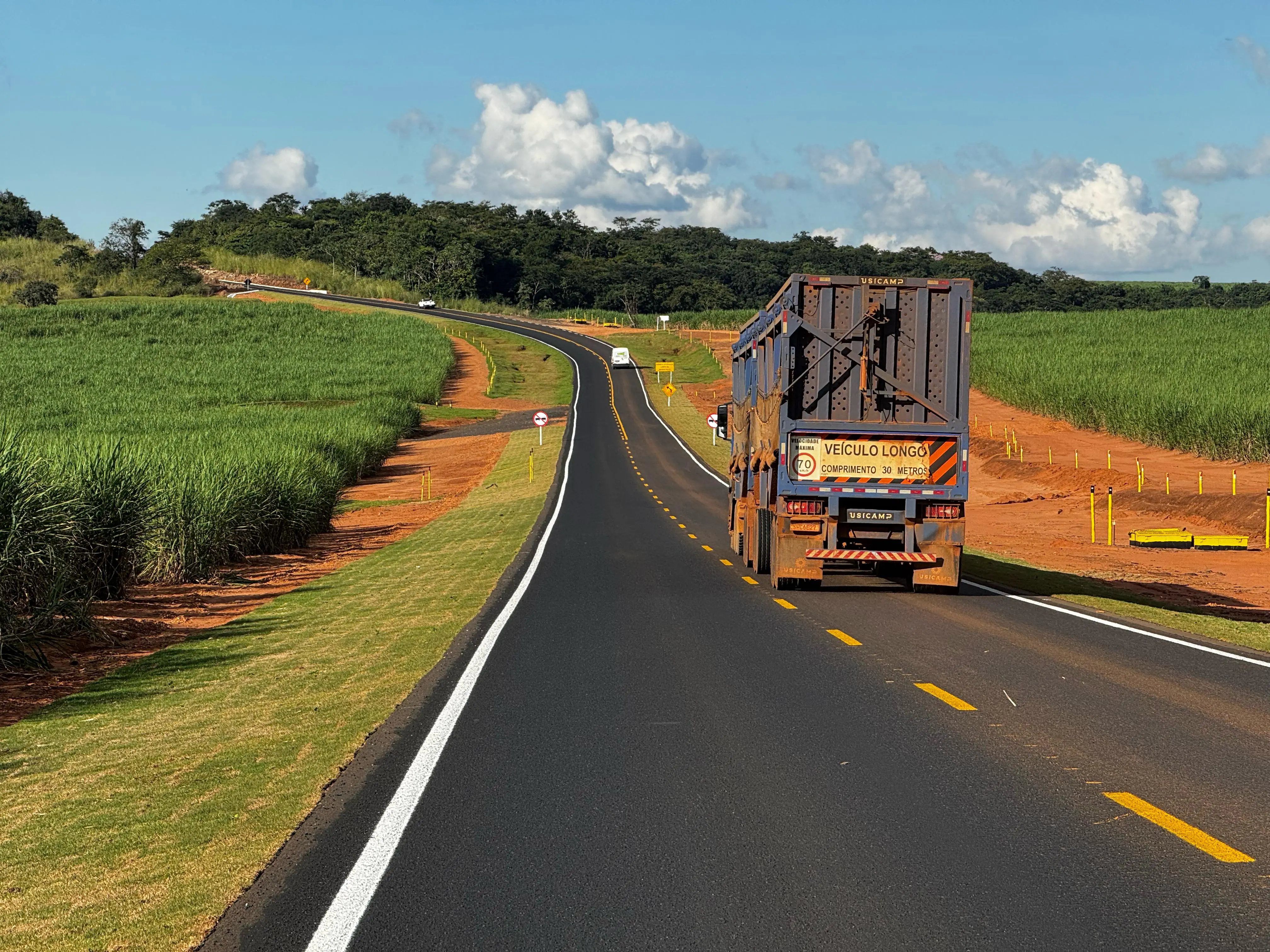 Ferramenta indica situação de rodovias para viagens seguras durante férias escolares