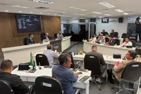Câmara de Divinópolis discute LDO 2026 em audiência; aprovação pode definir recesso parlamentar
