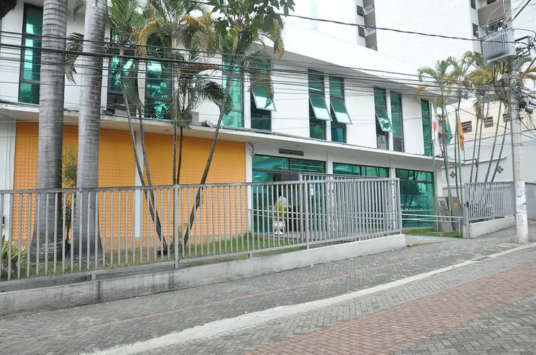 Bíblia nas escolas para uso comomaterial paradidático já é lei 