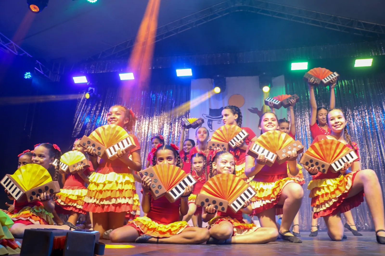 Divinópolis recebe Festival de Arte “Volta ao Mundo” neste sábado