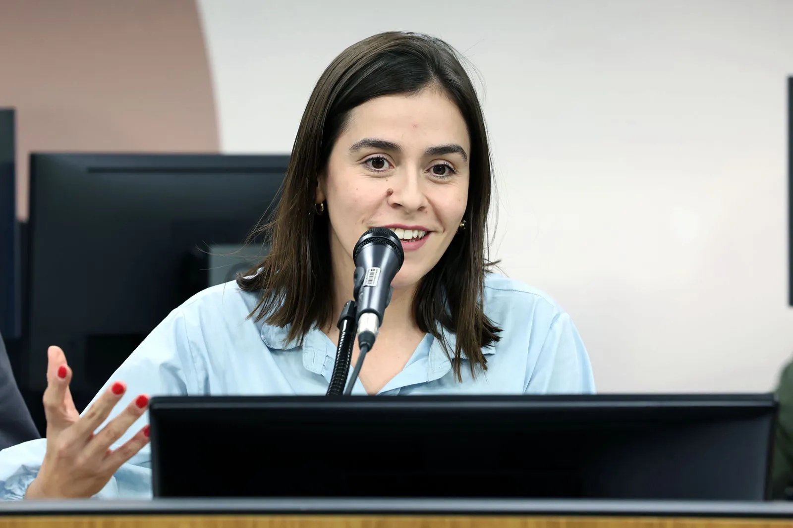 Lohanna destina R$ 60 mil para ensaio de Pré-Carnaval em Divinópolis 