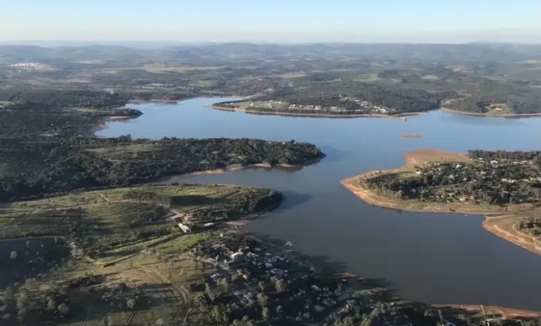 Justiça nega pedido da Prefeitura e autoriza Cemig a instalar usina solar no Lago das Roseiras