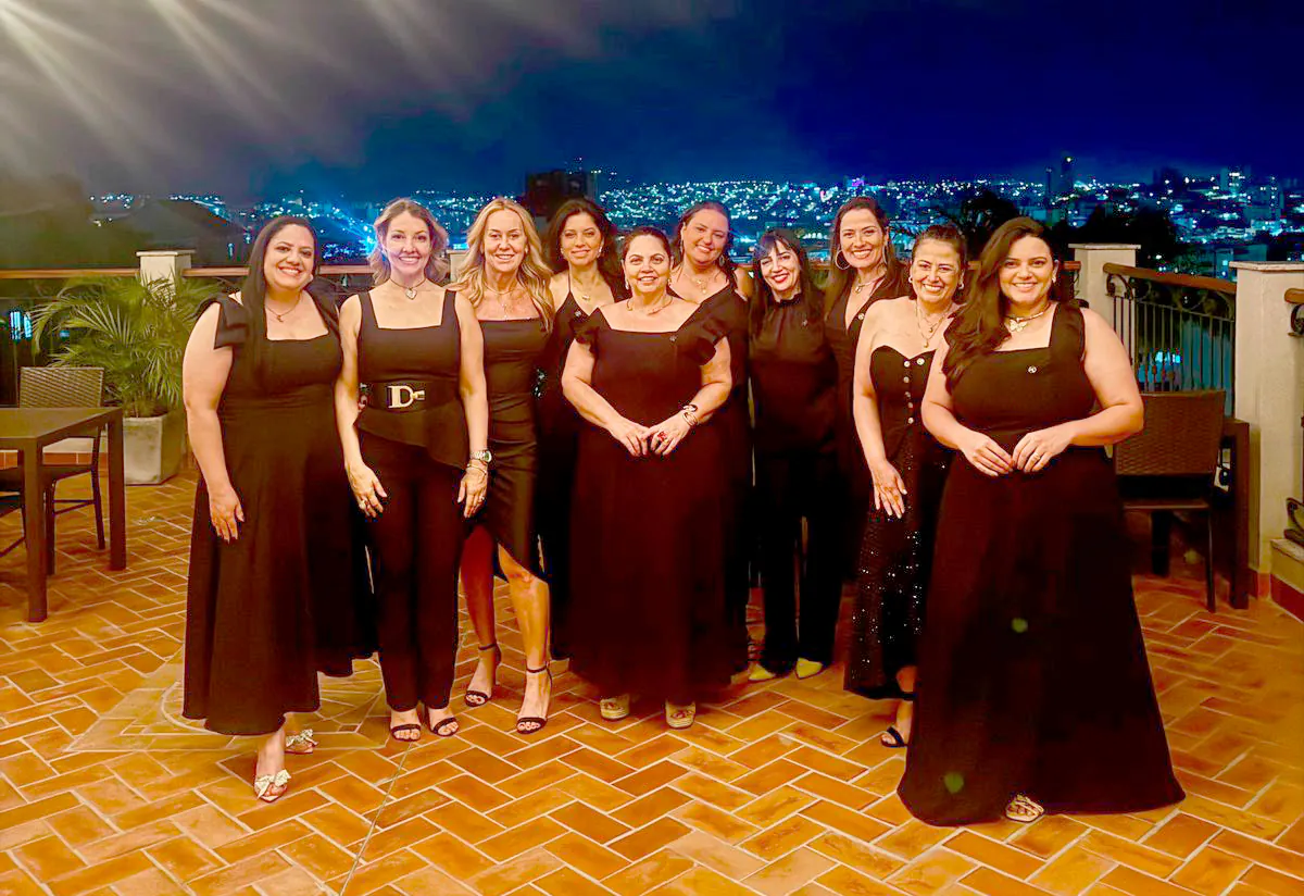 Mulheres B2M trocam ideias e se descontraem em Happy Hour Inteligente 