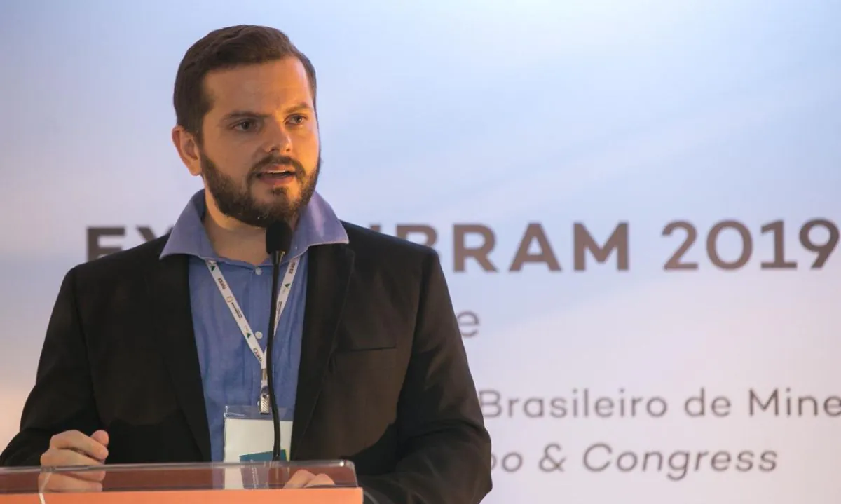 Investigado por corrupção, vice-prefeito de Itaúna tem salário cortado
