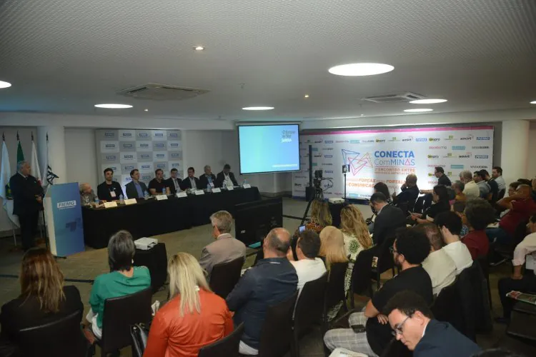 Conecta Com Minas mobiliza Indústria da Comunicação 