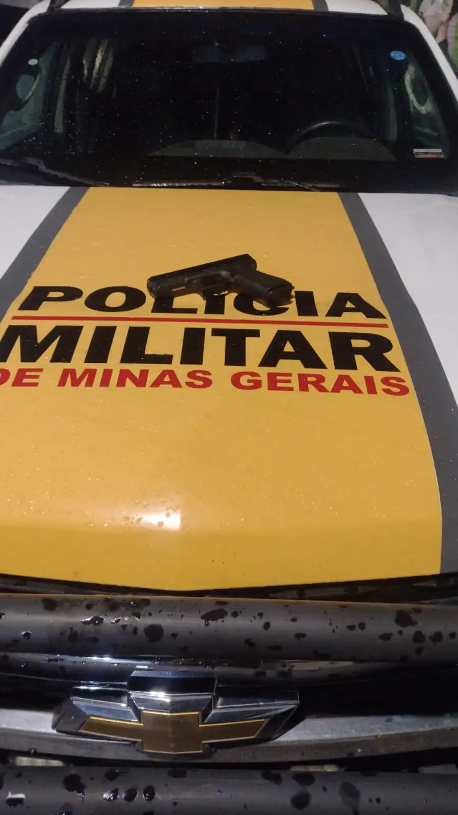 Motorista é preso por embriaguez e porte ilegal de arma na MG-050, em São Sebastião do Oeste