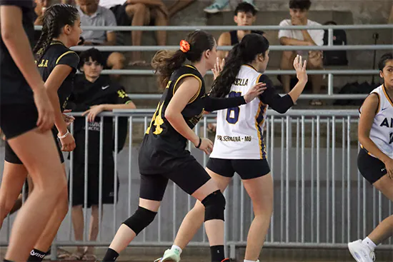 Torneio de Basquete 3 x 3 agitou o ginásio do Estrela no sábado