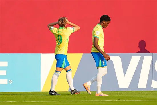 Seleção Sub-17 do Brasil enfrenta o Paraguai na tarde desta sexta-feira