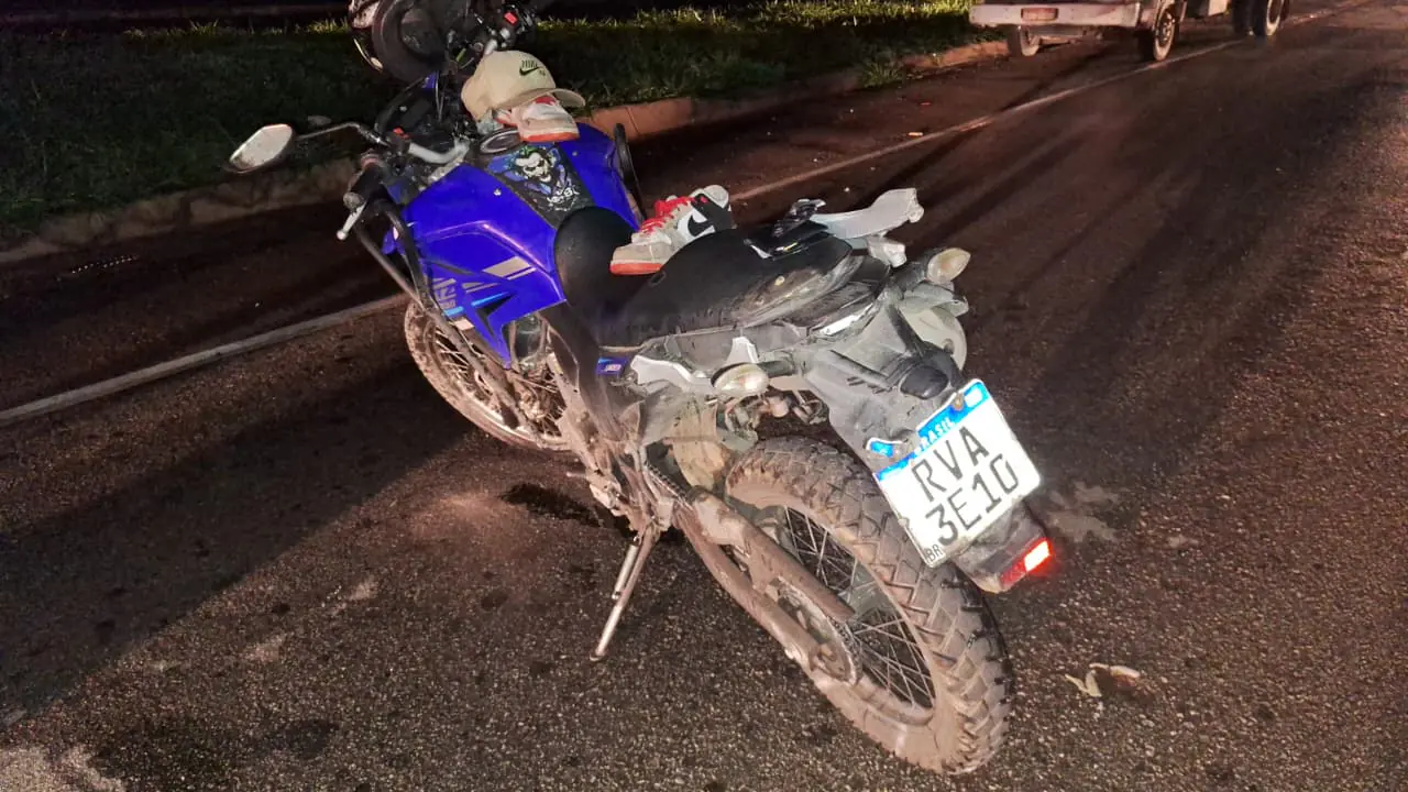 Atualização: Motociclista morre após colidir com placa na MG-050, em Divinópolis