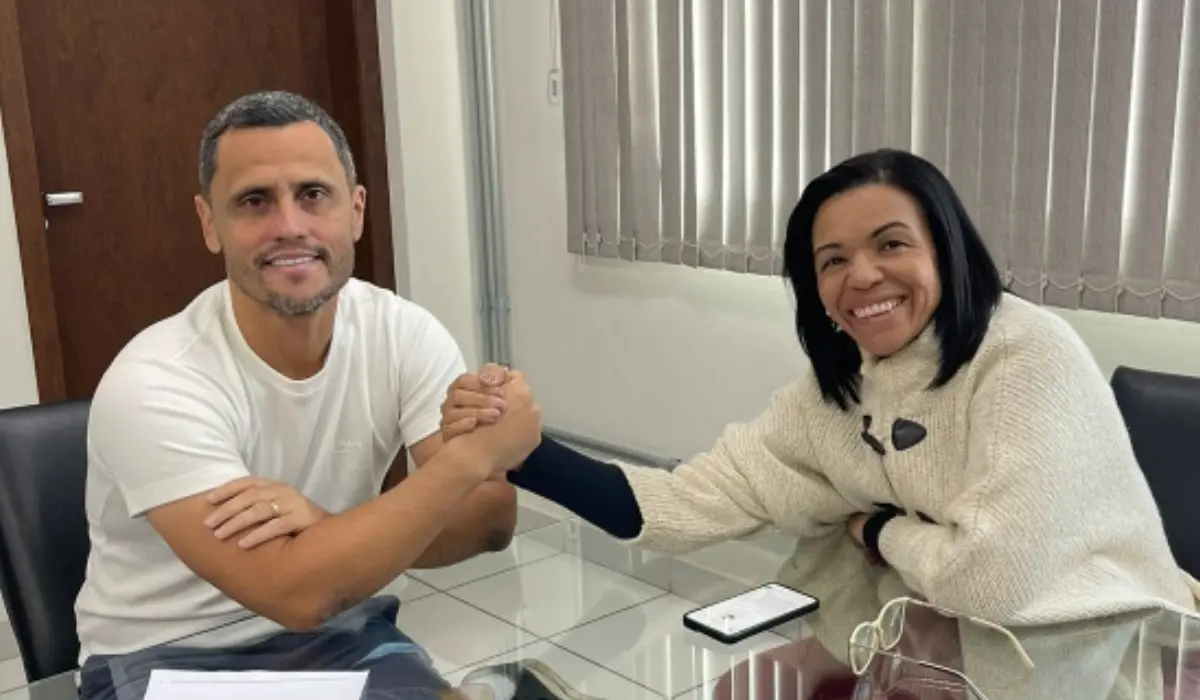 Política é marcada por polêmicas no Legislativo e Executivo